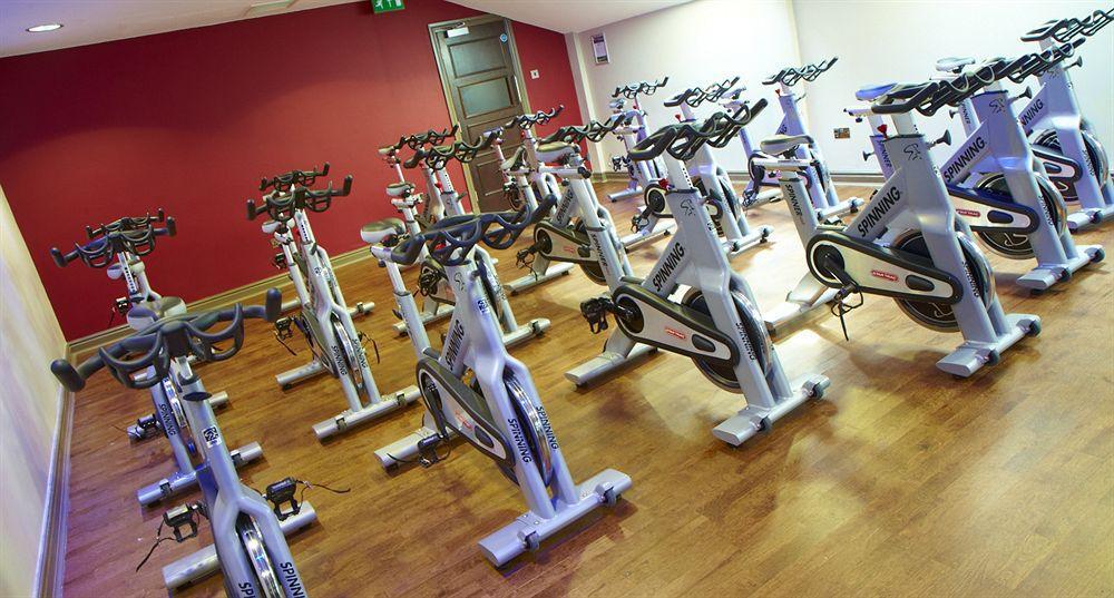 Village Hotel Blackpool Bagian luar foto