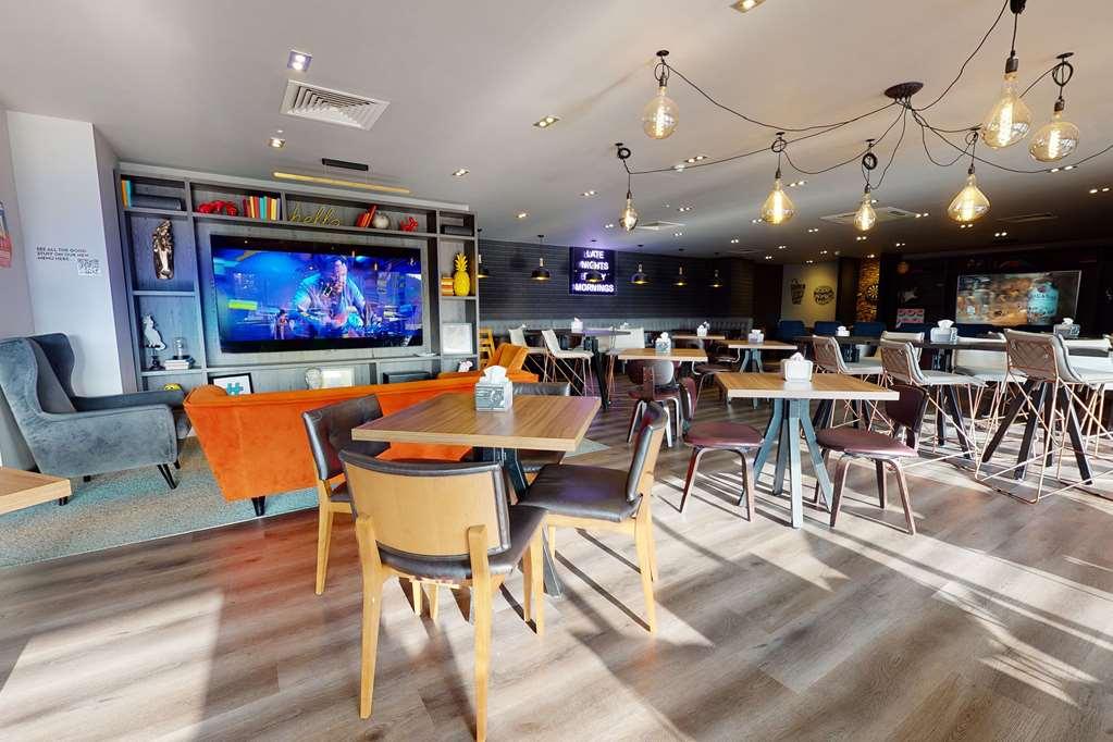Village Hotel Blackpool Restoran foto